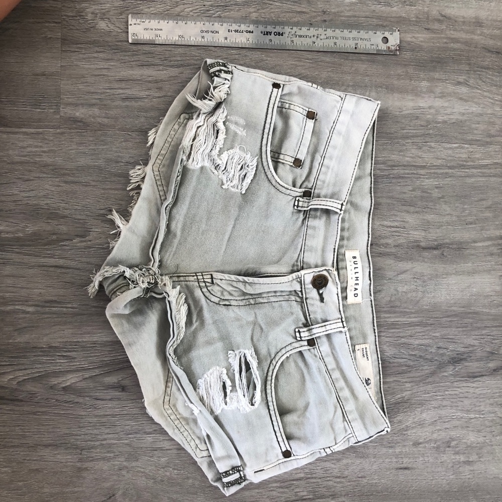 Green Bullhead cut off shorts